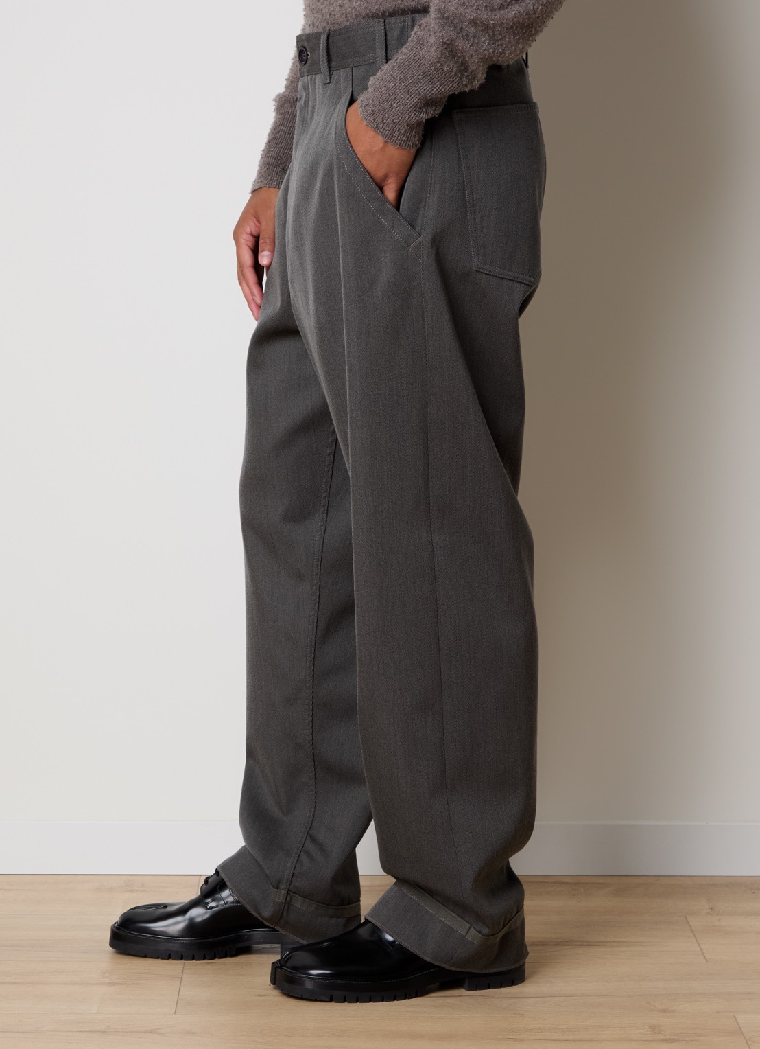Maison Margiela Loose fit pantalon van wol met steekzakken - detail 5 grijs