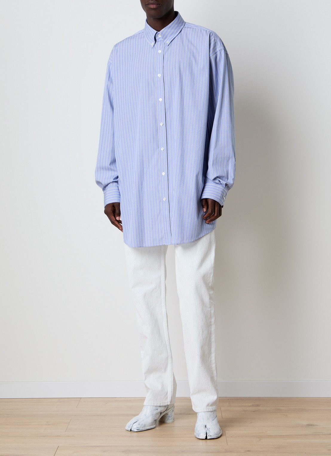 Maison Margiela Oversized overhemd met streepprint - voorkant 4 blauw