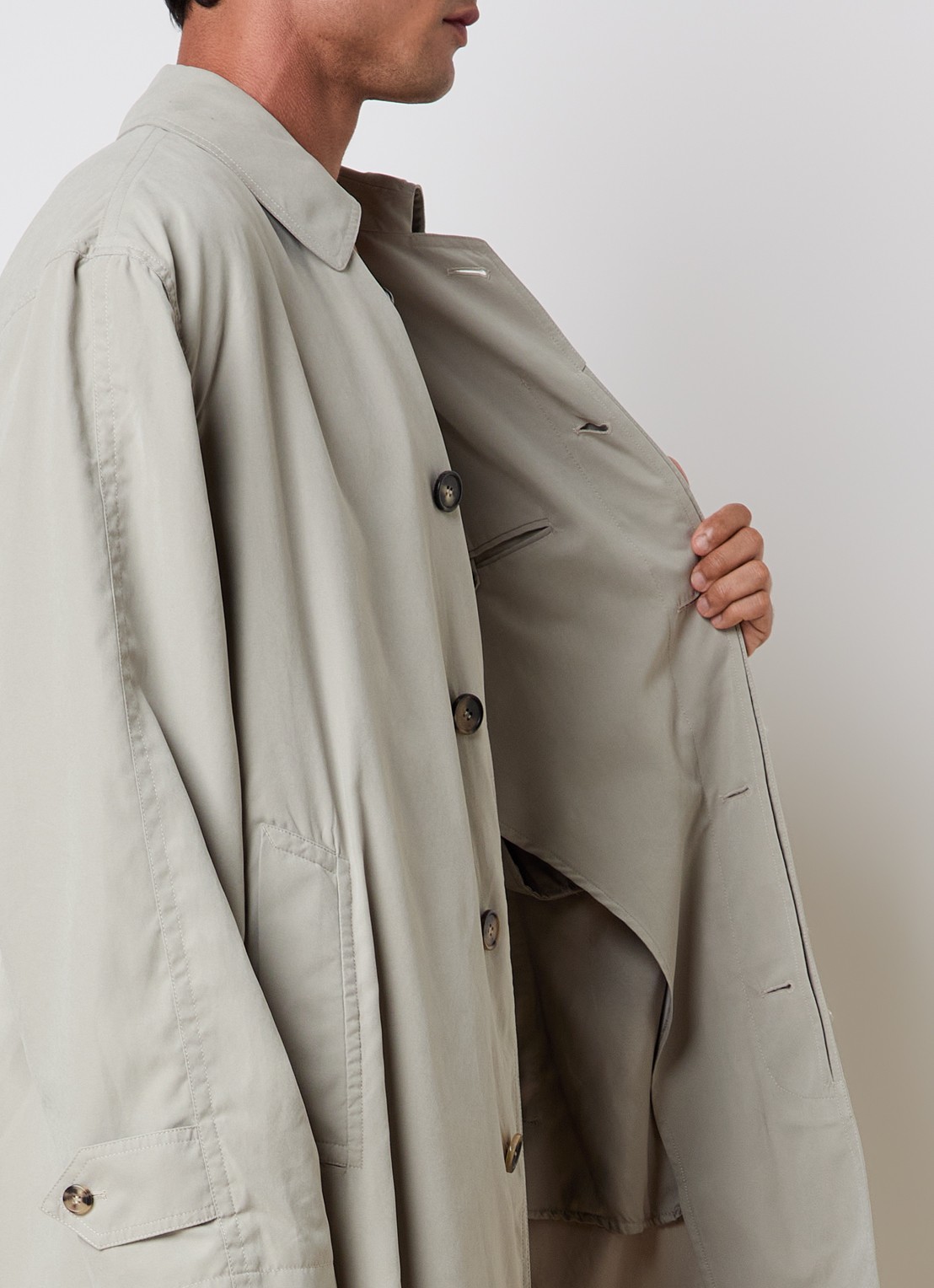 Maison Margiela Peach mantel met steekzakken - detail 3 zand