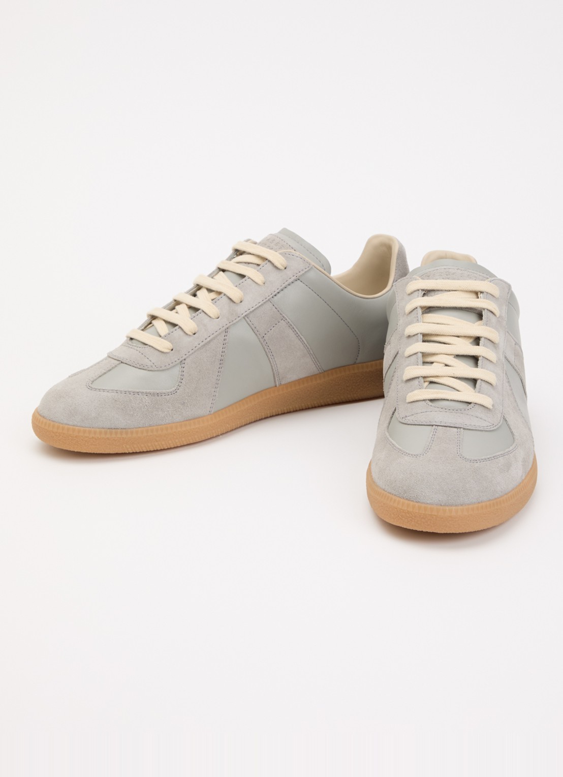 Maison Margiela Replica sneaker van kalfsleer met kalfssuède details - detail 3 grijs