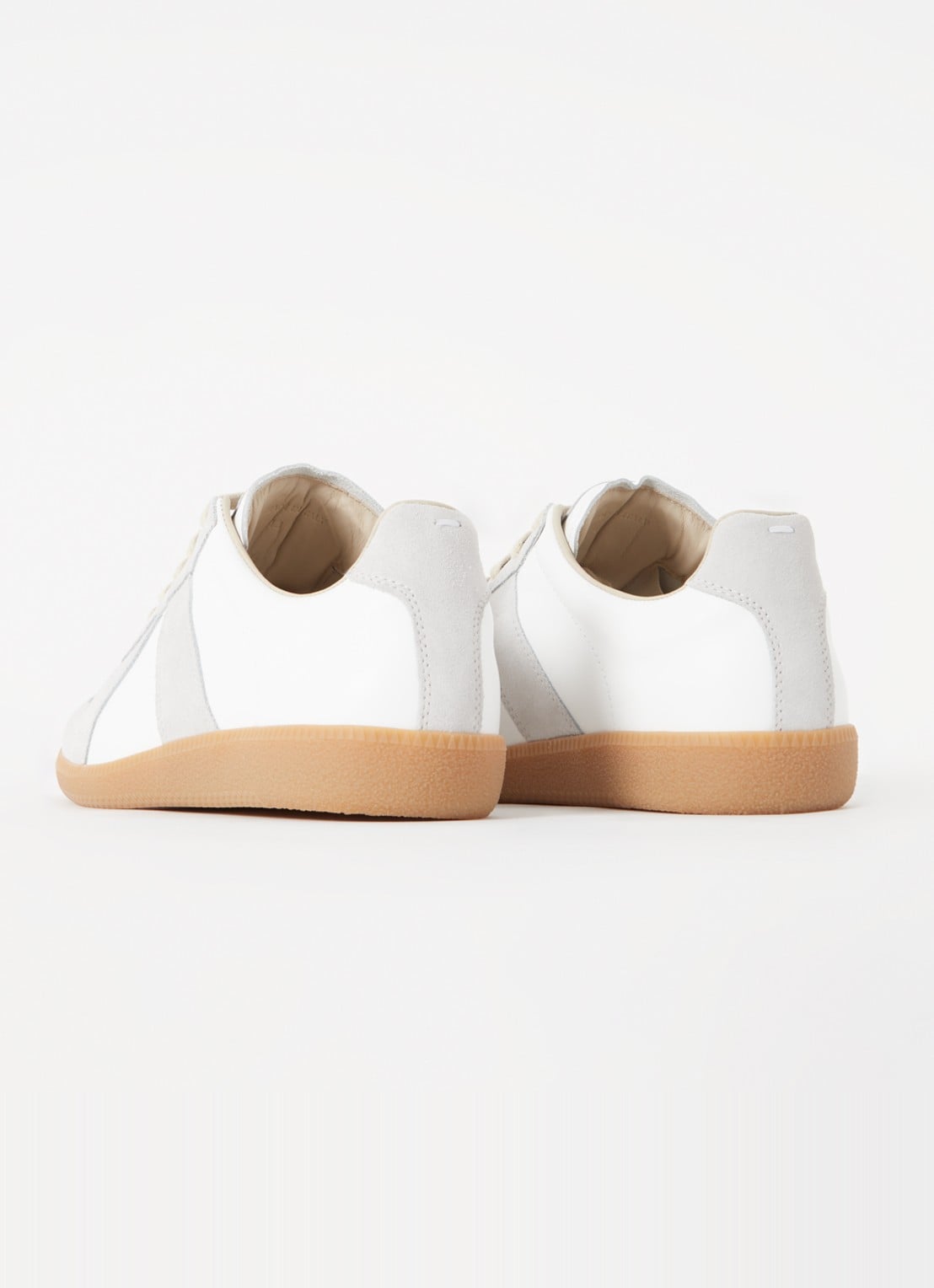 Maison Margiela Replica sneaker van kalfsleer met suède details - achterkant gebroken wit