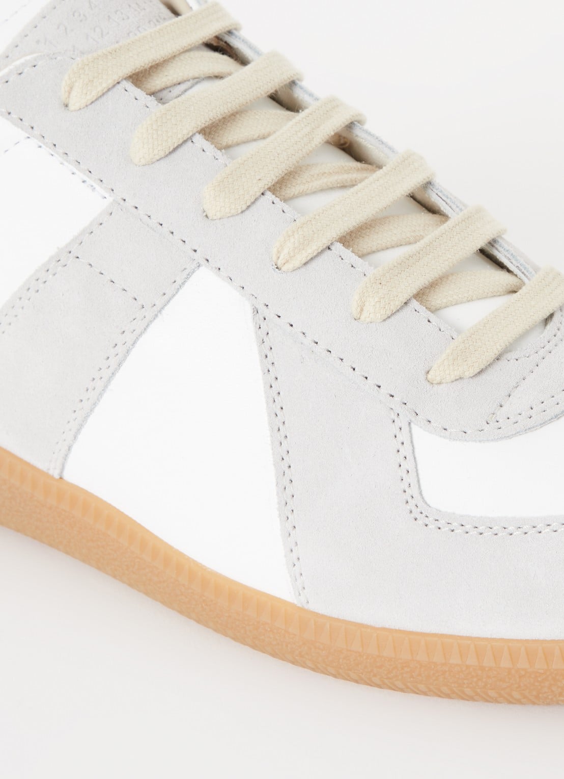 Maison Margiela Replica sneaker van kalfsleer met suède details - detail 7 gebroken wit