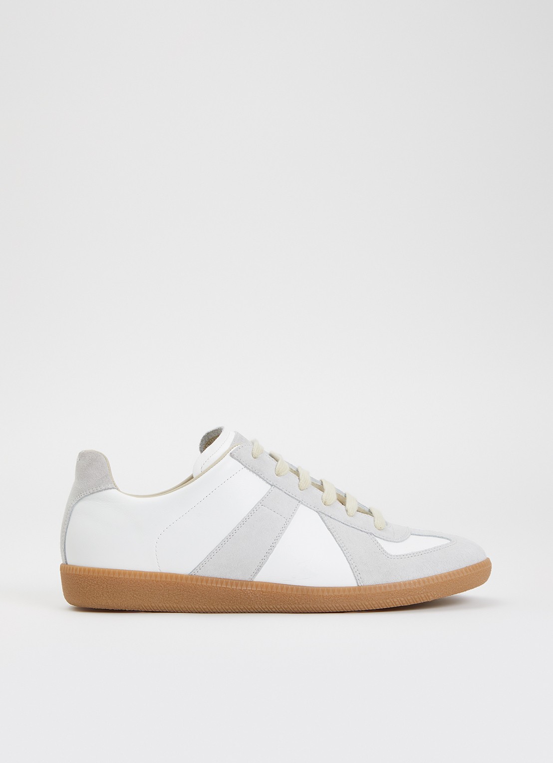 Maison Margiela Replica sneaker van kalfsleer met suède details - voorkant 10 gebroken wit