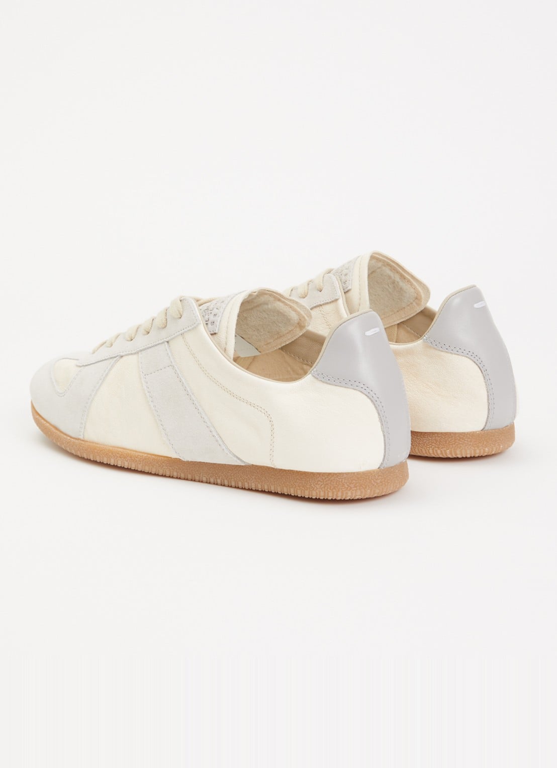 Maison Margiela Replica sneaker van kalfsleur met details van suède - achterkant creme
