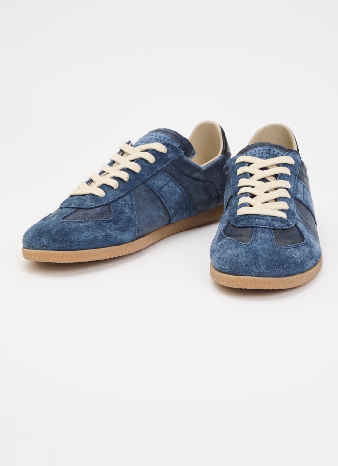 Maison Margiela Replica Soft sneaker van leer met suède details - detail donkerblauw