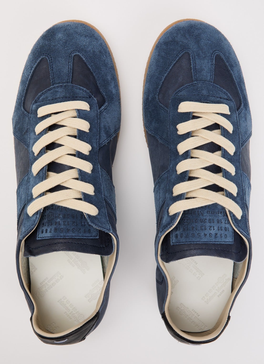 Maison Margiela Replica Soft sneaker van leer met suède details - detail 2 donkerblauw