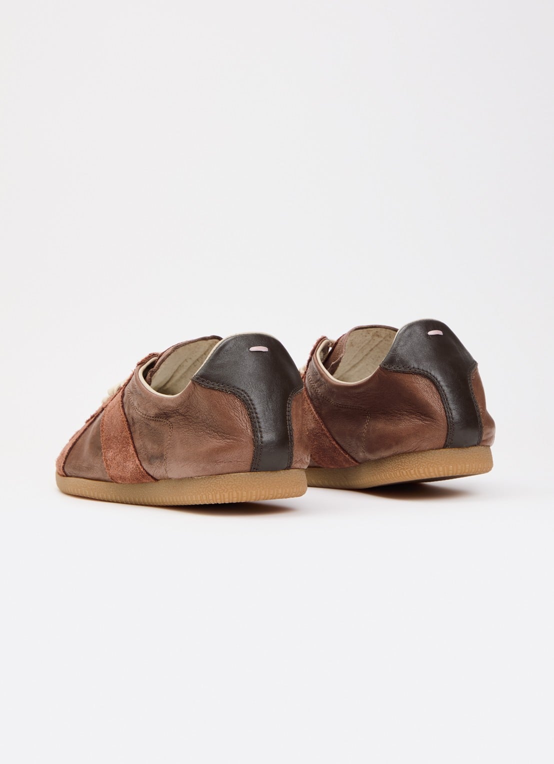 Maison Margiela Replica Soft sneaker van leer met suède details - achterkant 6 bruin