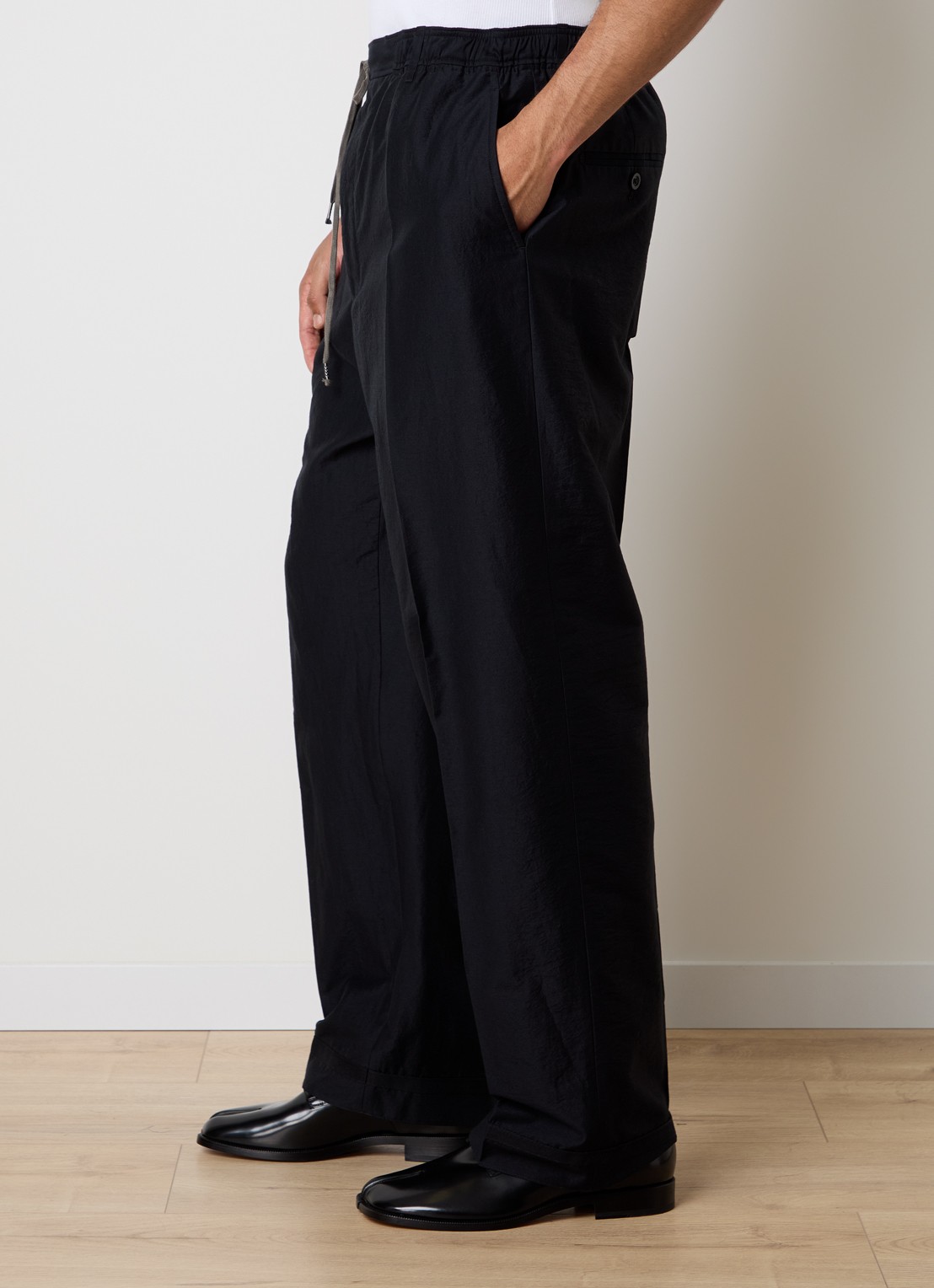Maison Margiela straight fit broek in zijdeblend met steekzakken - detail 2 blauw