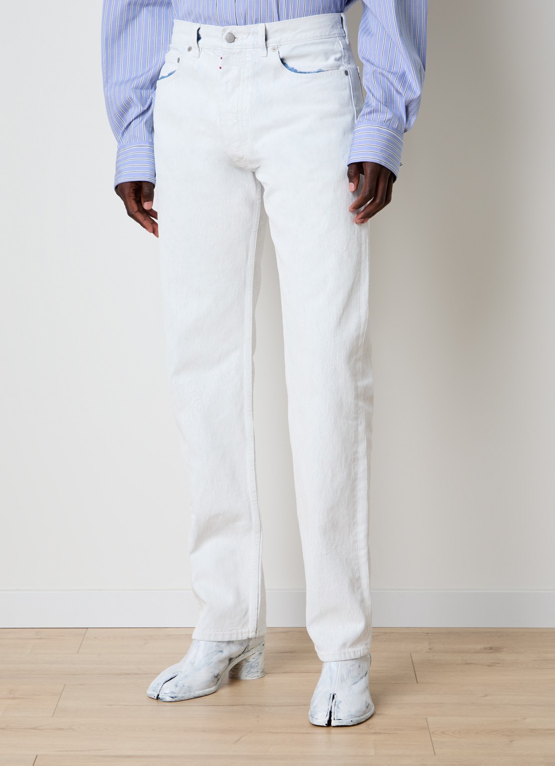 Maison Margiela Straight leg jeans met destroyed afwerking - detail wit