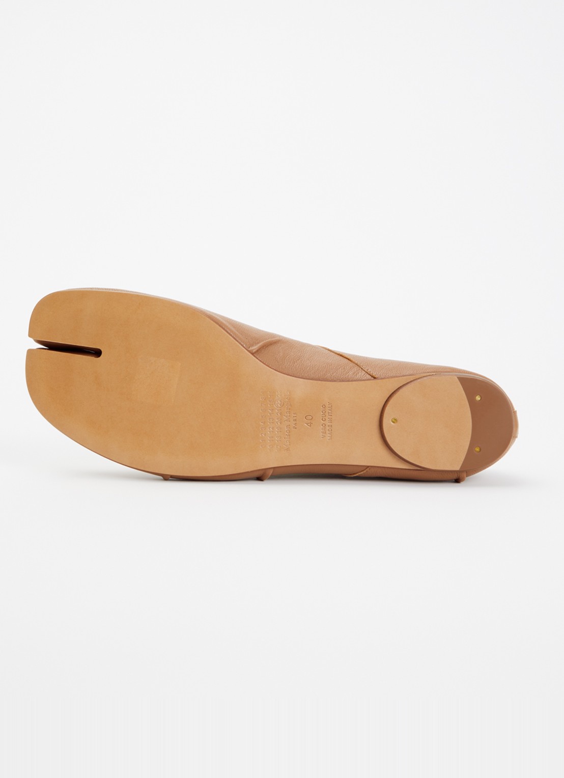 Maison Margiela Tabi ballerina van lamsleer met plooidetail - detail 5 camel