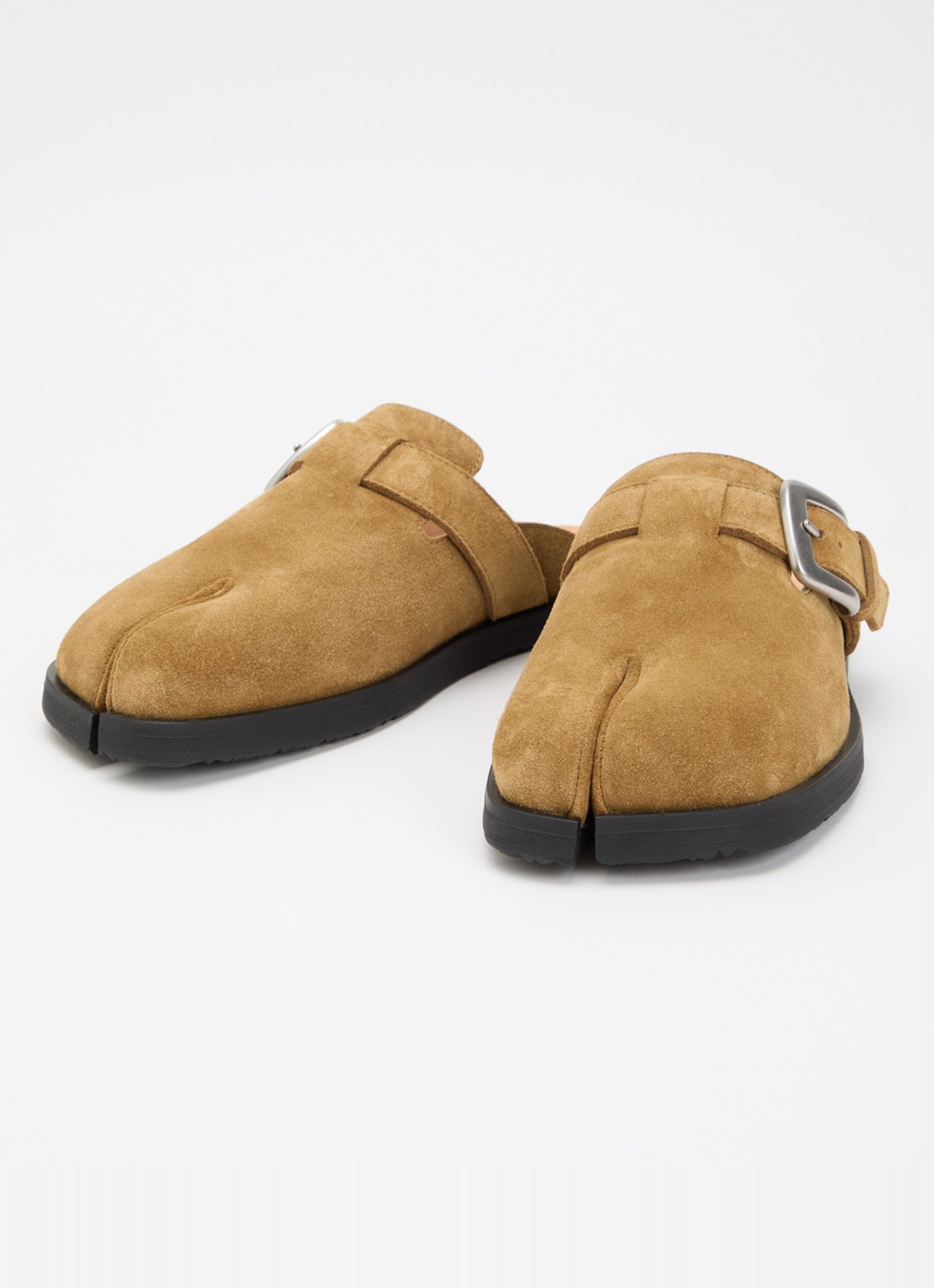 Maison Margiela Tabi muiltje van suède - detail 3 beige