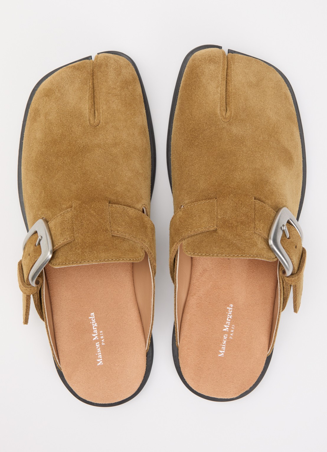 Maison Margiela Tabi muiltje van suède - detail 4 beige