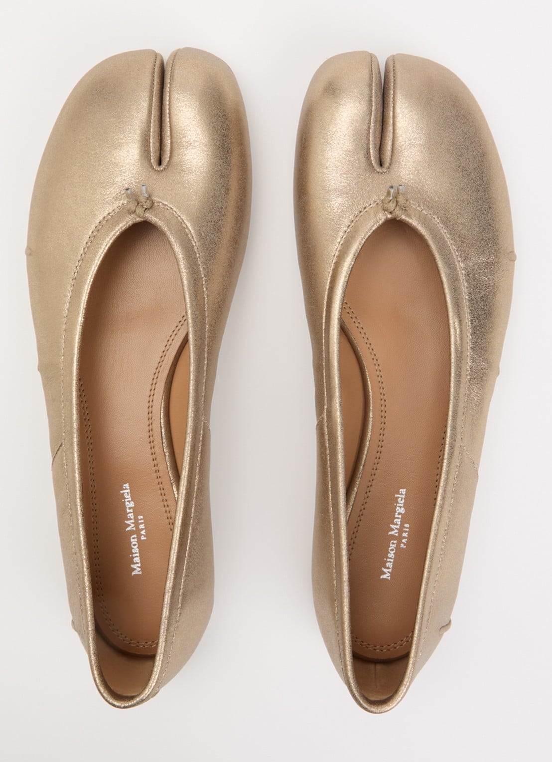 Maison Margiela Tabi New ballerina van geitenleer met metallic finish - detail 3 goud