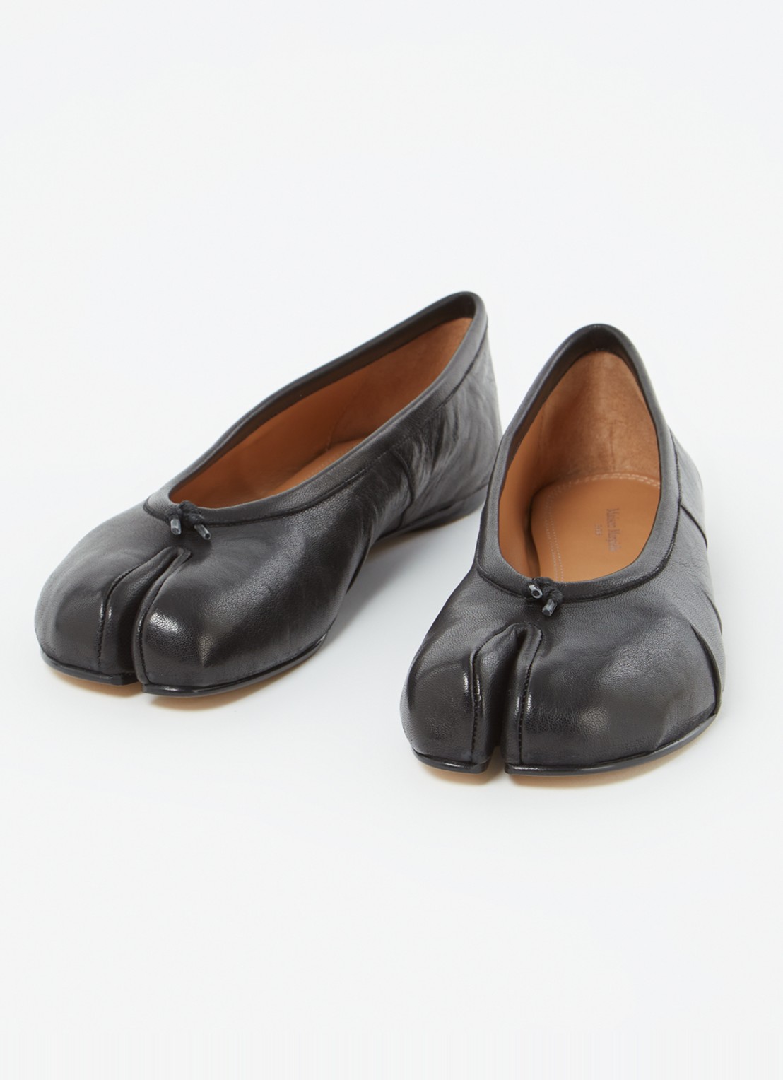 Maison Margiela Tabi New ballerina van lamsleer - detail 2 zwart