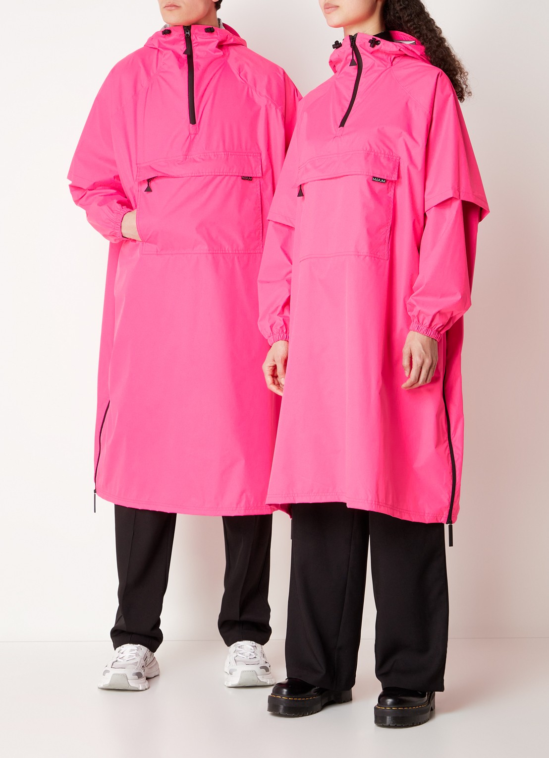 Maium Anorak regenjas met capuchon en ritszak  - detail 4 neonroze