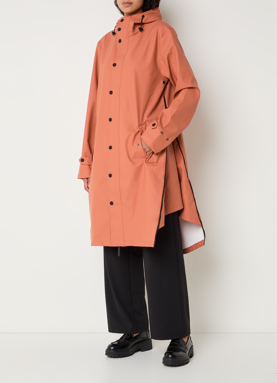Maium Longline regenjas met capuchon - unisex - voorkant 3 koraalroze