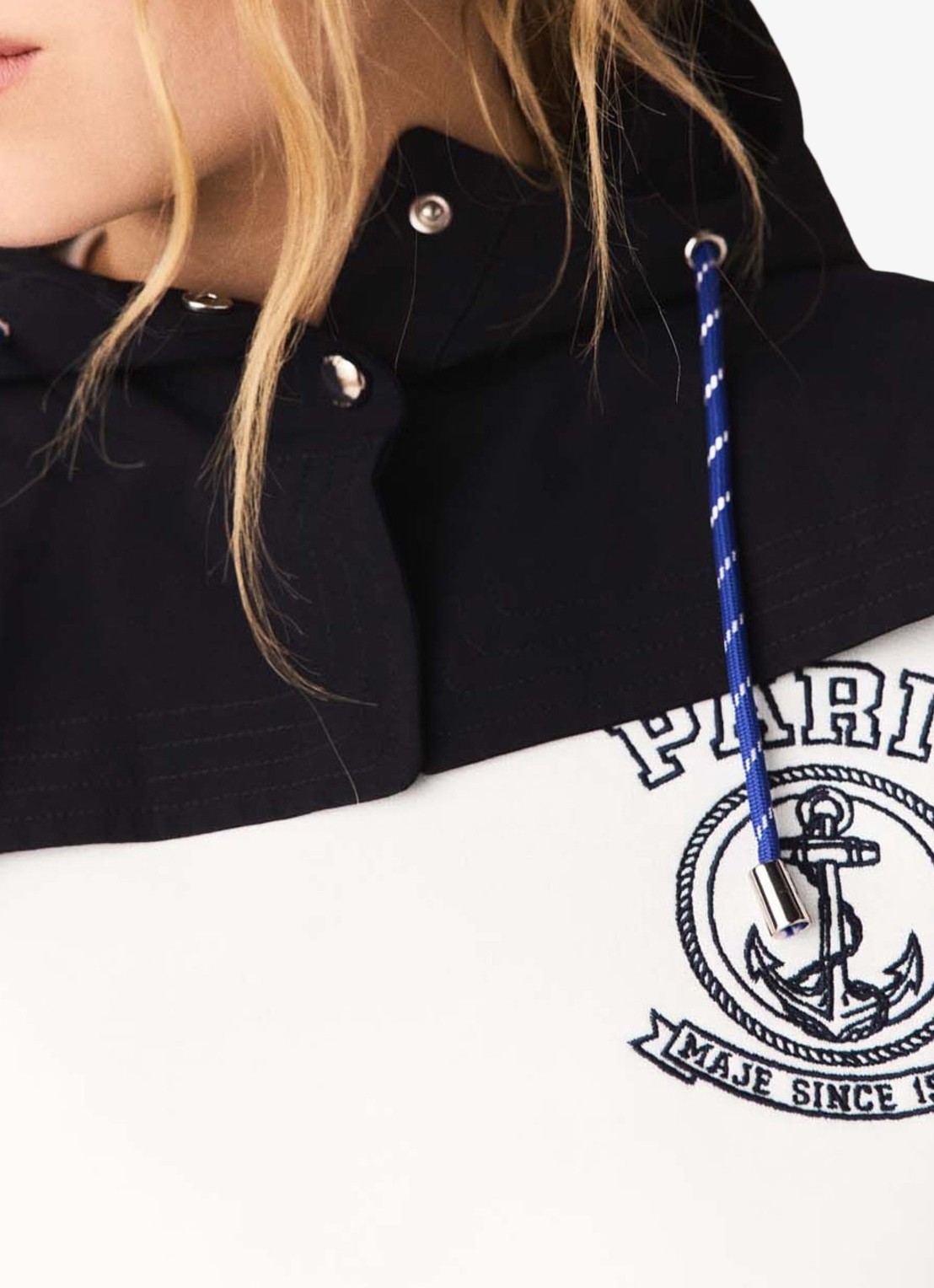 Maje Afneembare waterproof capuchon - detail donkerblauw