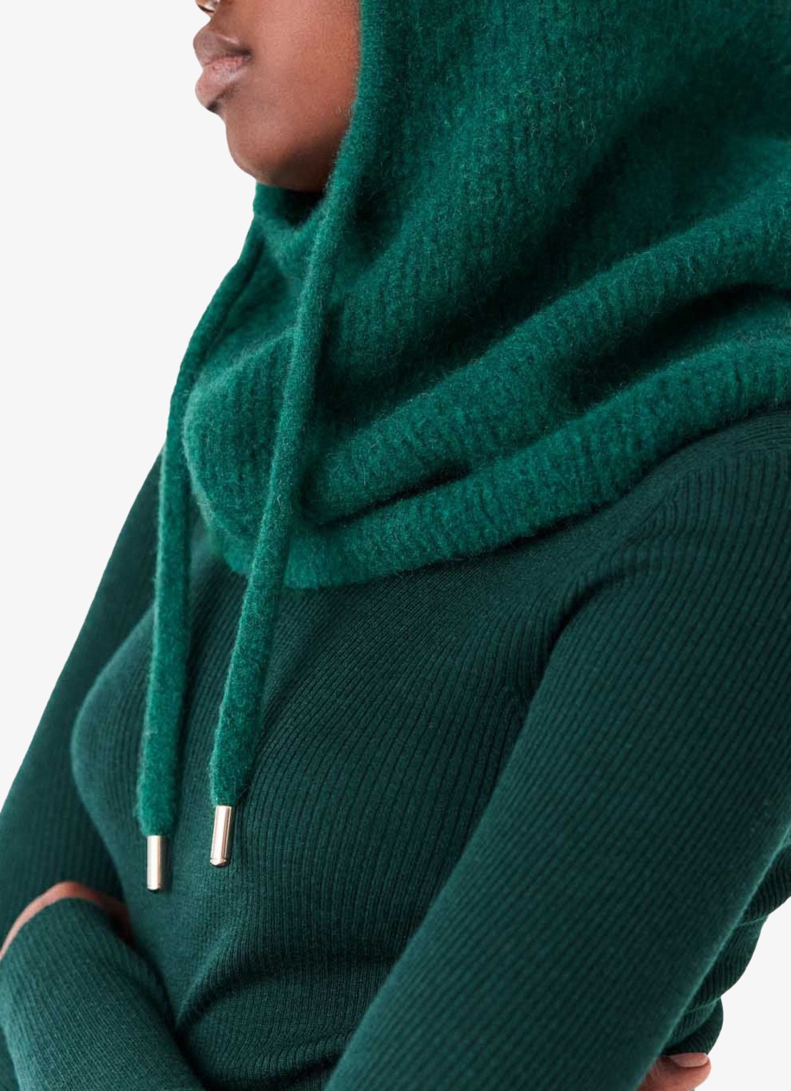 Maje Balaclava in wolblend - detail 5 zeegroen