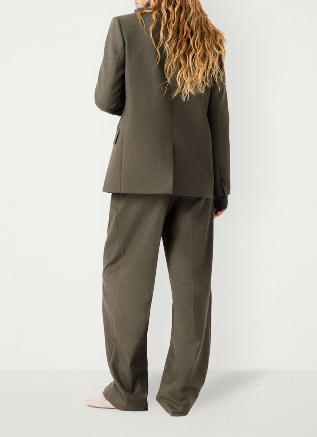 Maje Blazer in wolblend met gespdetail en klepzakken - achterkant 8 legergroen