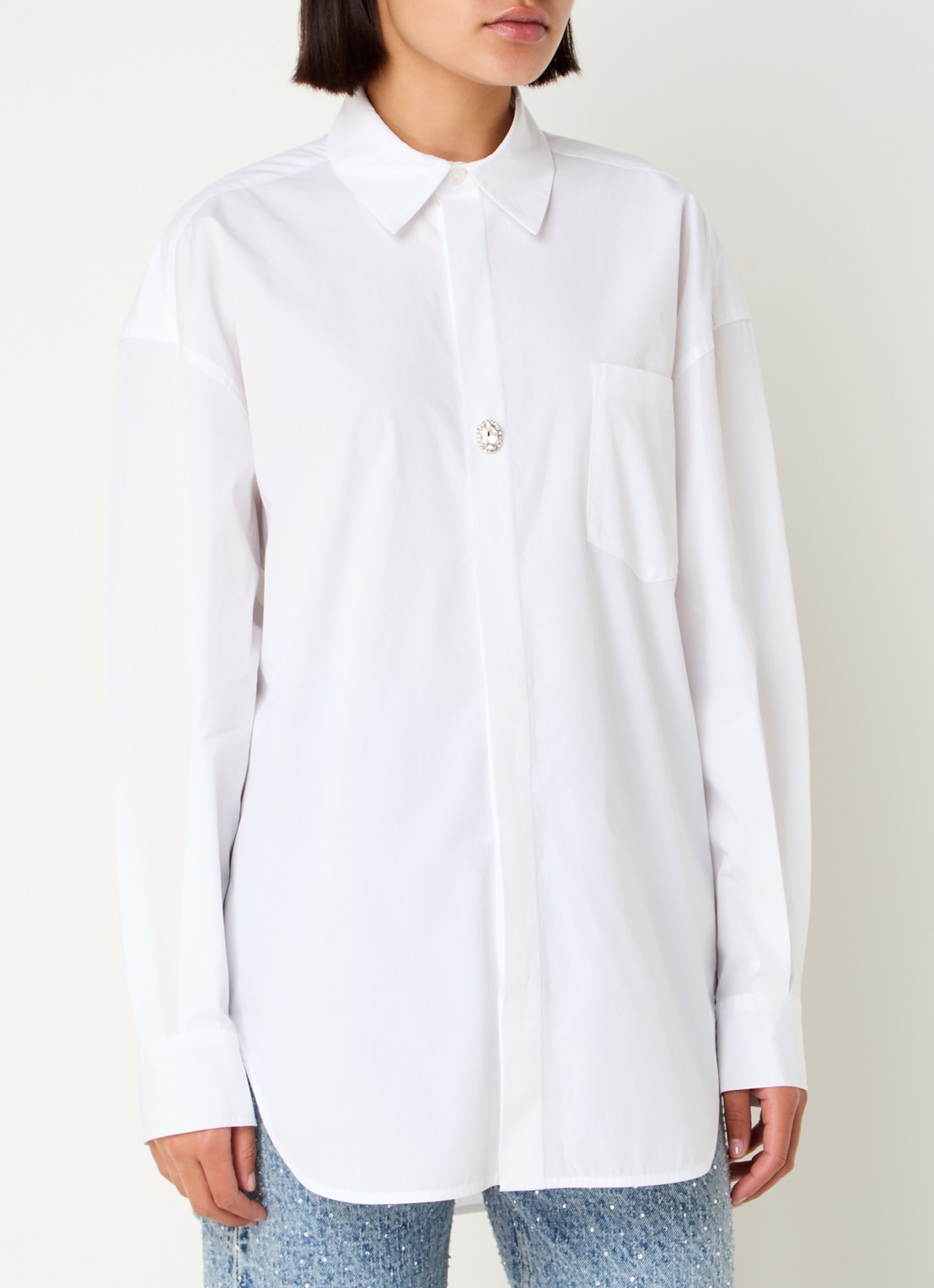 Maje Blouse met borstzak en sierknoop - detail 2 wit