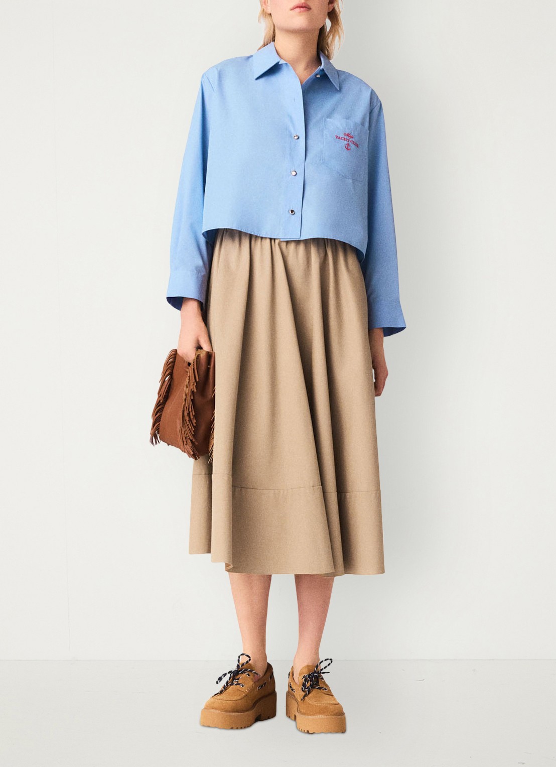 Maje Blouse met plooien en borduring - voorkant 2 lichtblauw