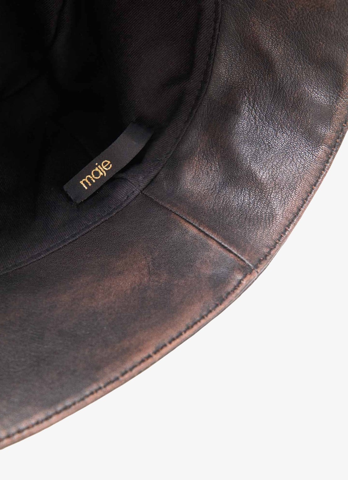 Maje Bucket hoed van leer - detail 4 donkerbruin