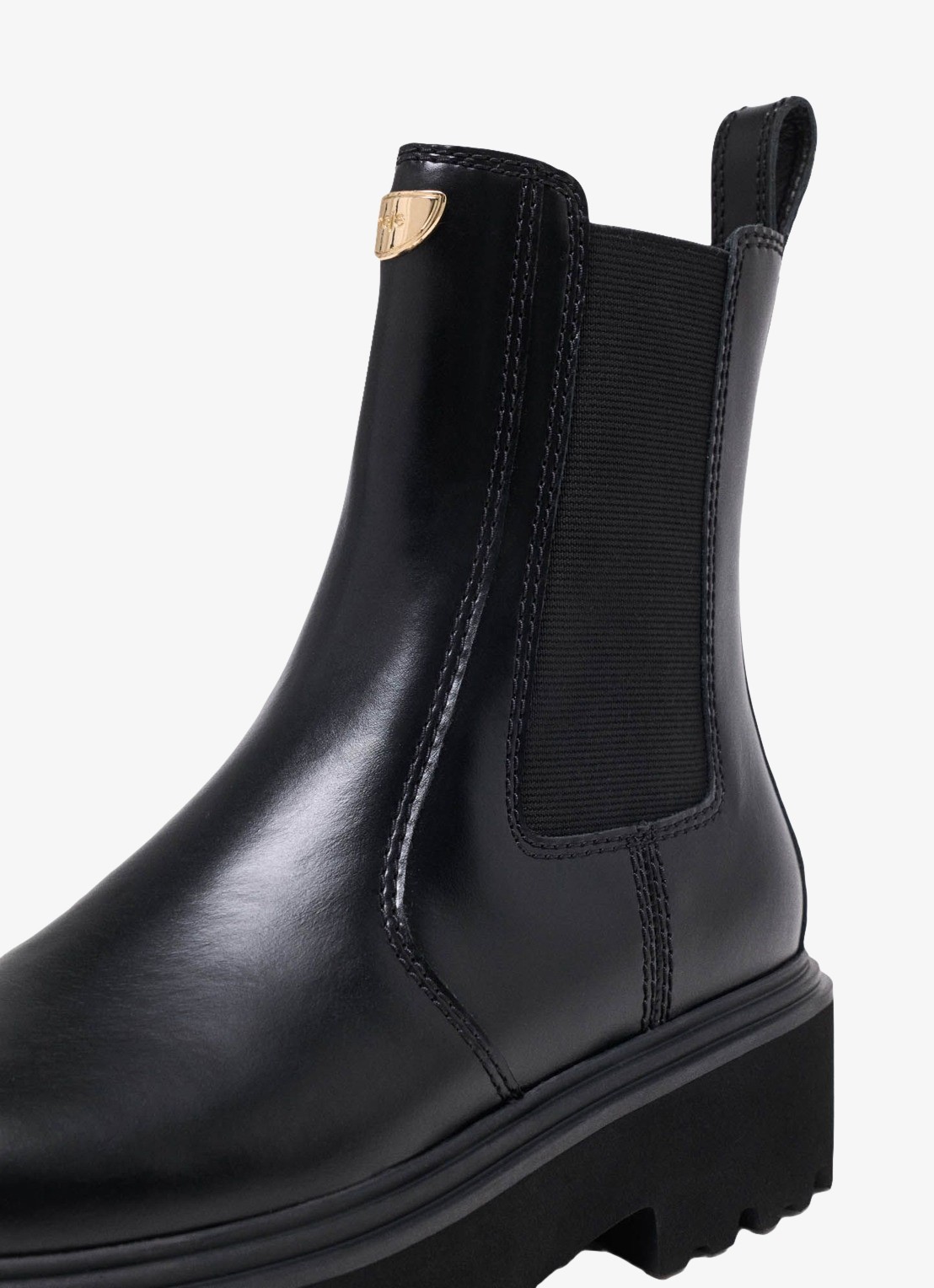 Maje Chelsea boot van leer - detail zwart