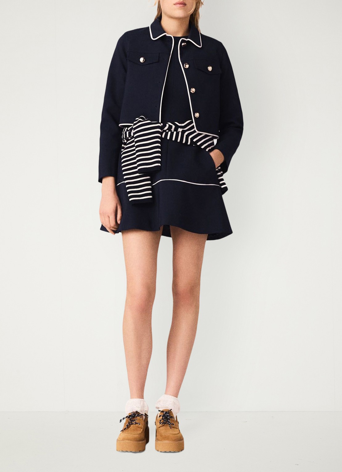 Maje Cropped jack met  borstzakken - voorkant 3 blauw