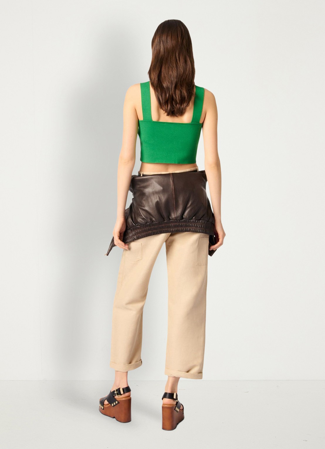 Maje Fijngebreide crop top met stretch - achterkant groen