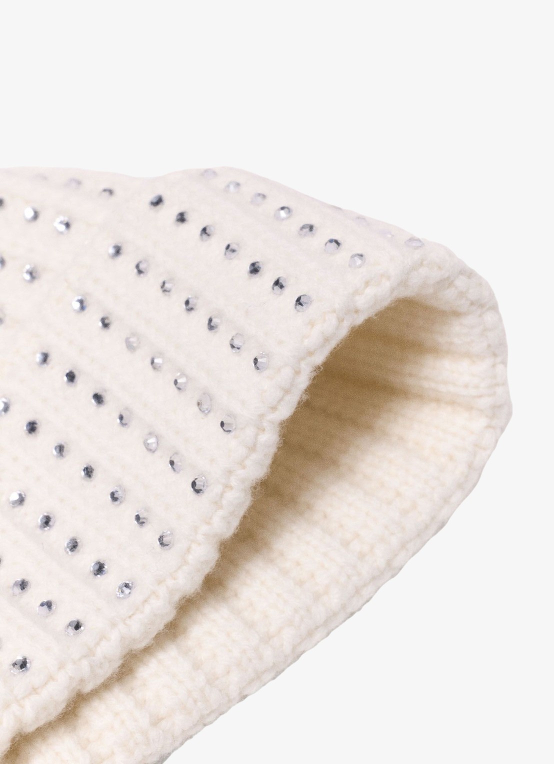 Maje Fijngebreide muts van wol met studs - detail 3 beige