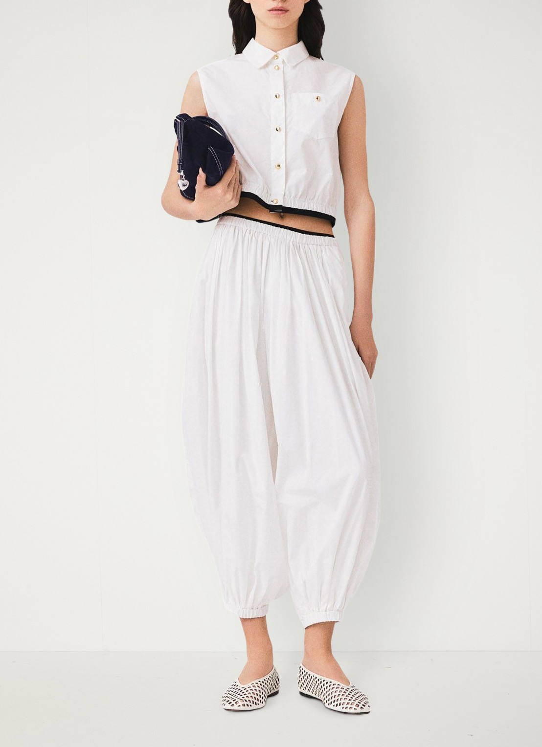 Maje Gecropte mouwloze blouse - voorkant 8 wit