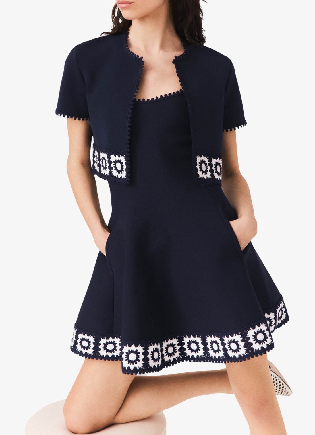 Maje Gecropte vest met haakwerkinzet - detail 6 donkerblauw
