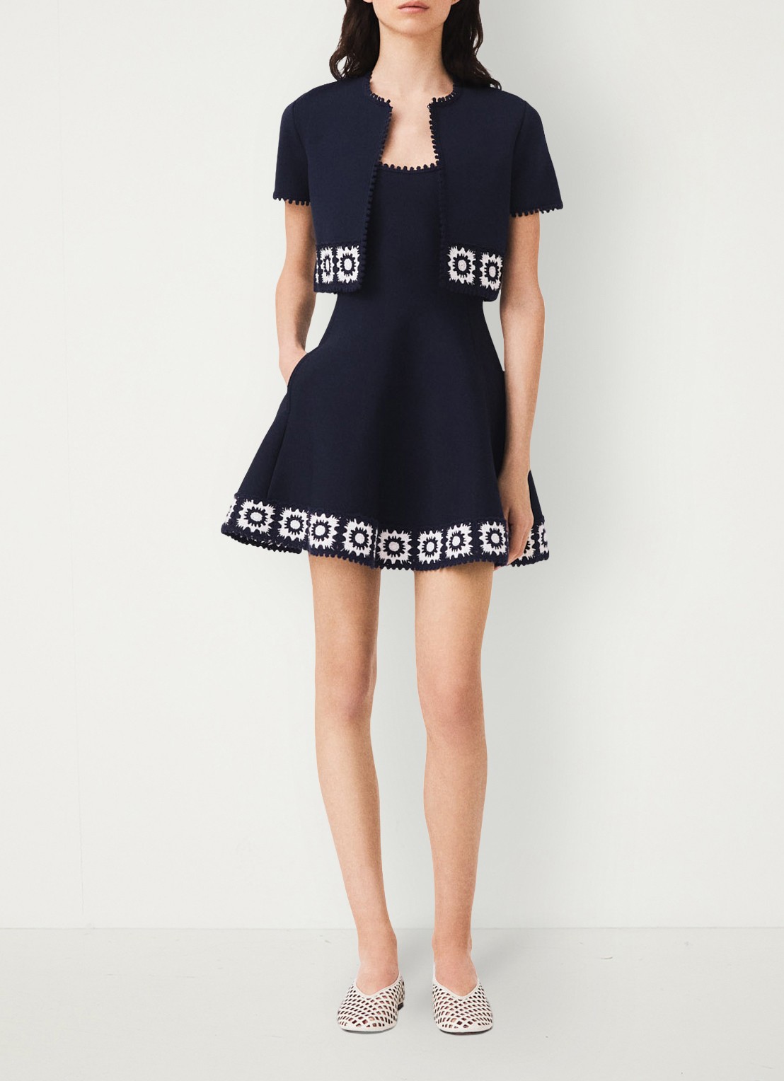Maje Gecropte vest met haakwerkinzet - voorkant 3 donkerblauw