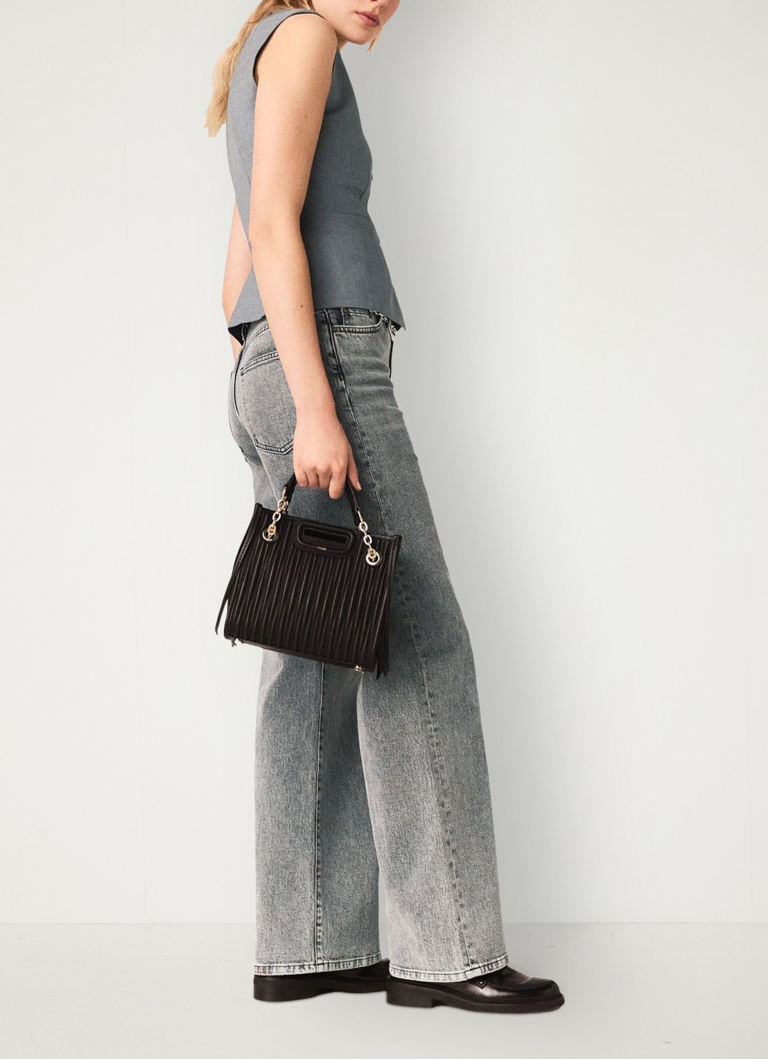 Maje Gilet in wolblend met V-hals - detail 2 grijs