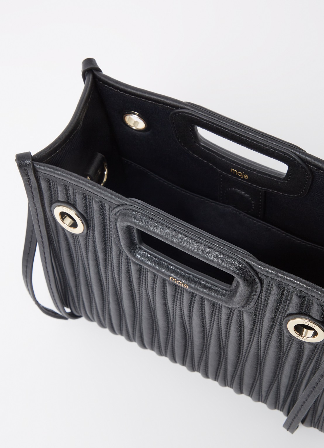 Maje Handtas van leer met quilt patroon - detail 3 zwart