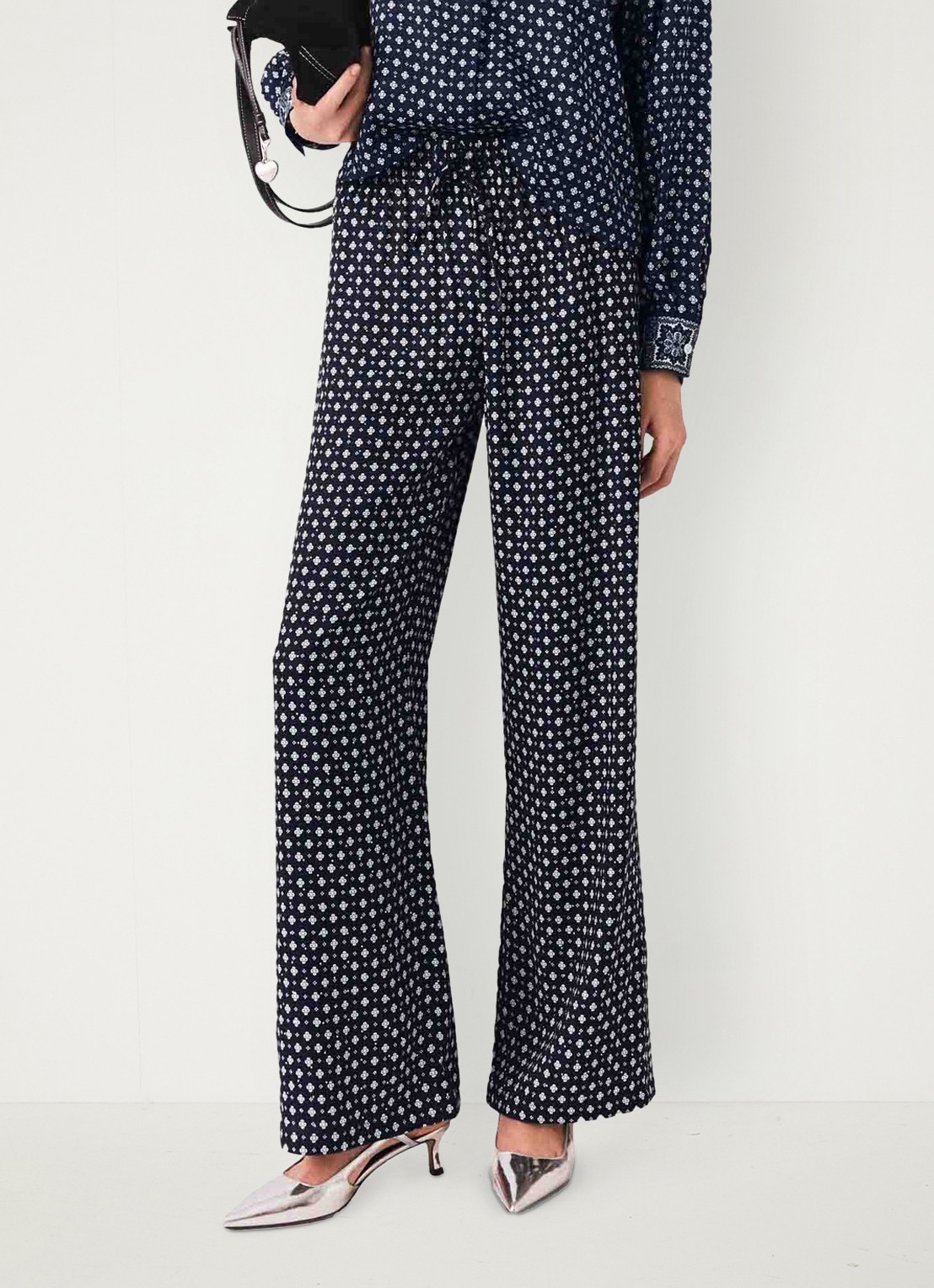 Maje High waist wide fit broek met print - detail 3 donkerblauw