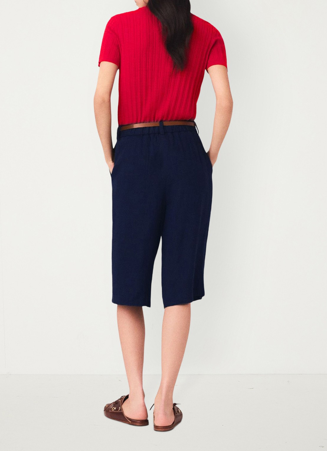 Maje Icailly high waist straight fit bermuda in linnenblend - achterkant 7 donkerblauw