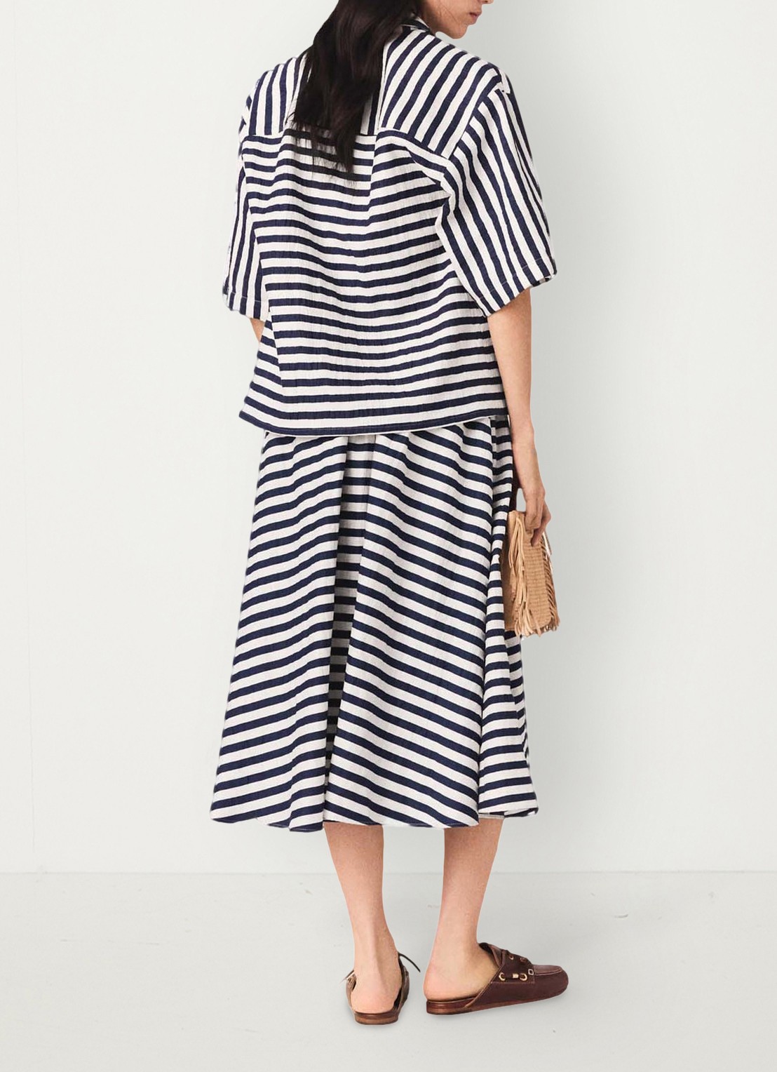 Maje Jalais midi rok met streepprint - achterkant donkerblauw
