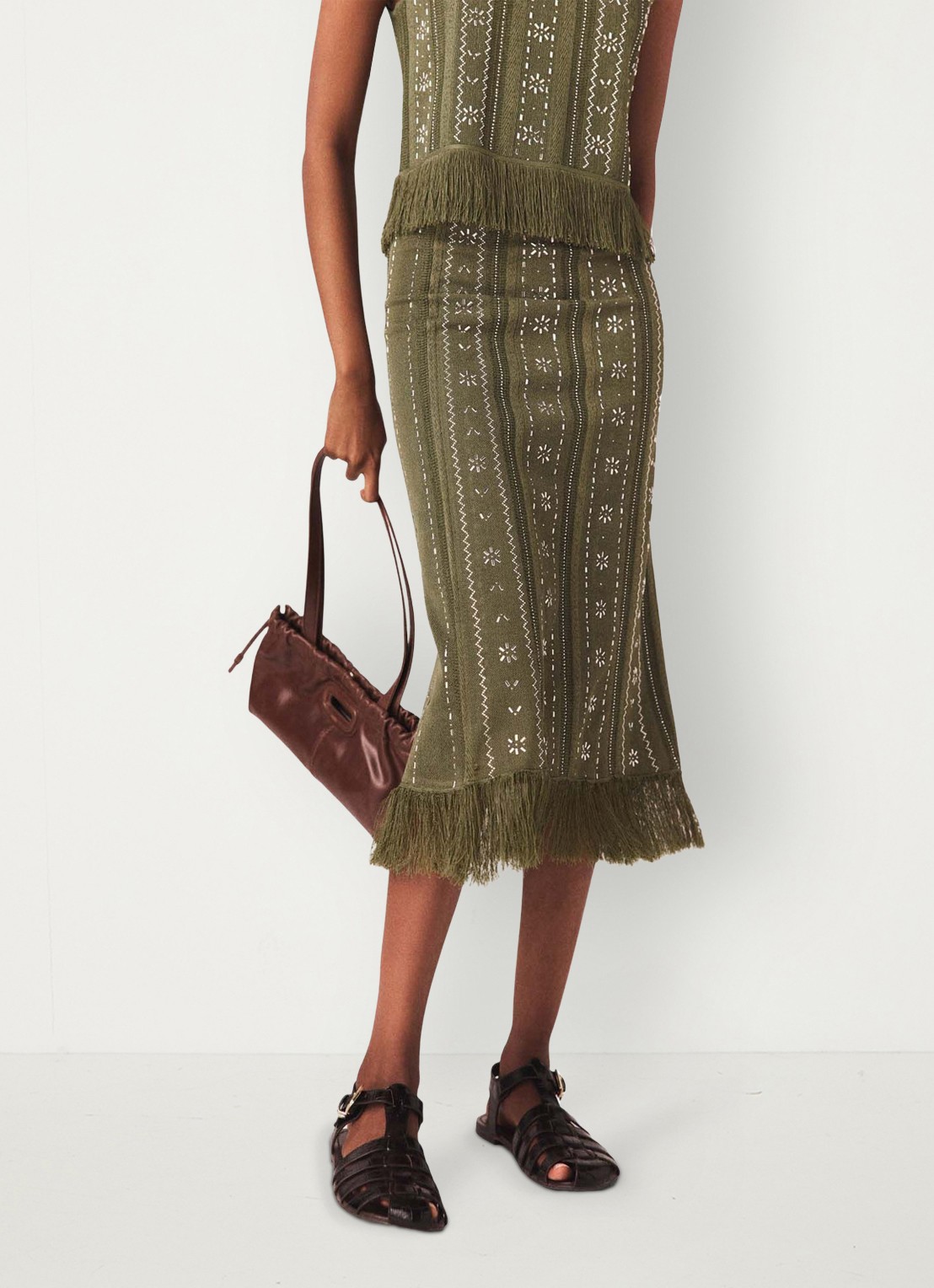 Maje Jilurex midi rok met strass en franjes - detail legergroen