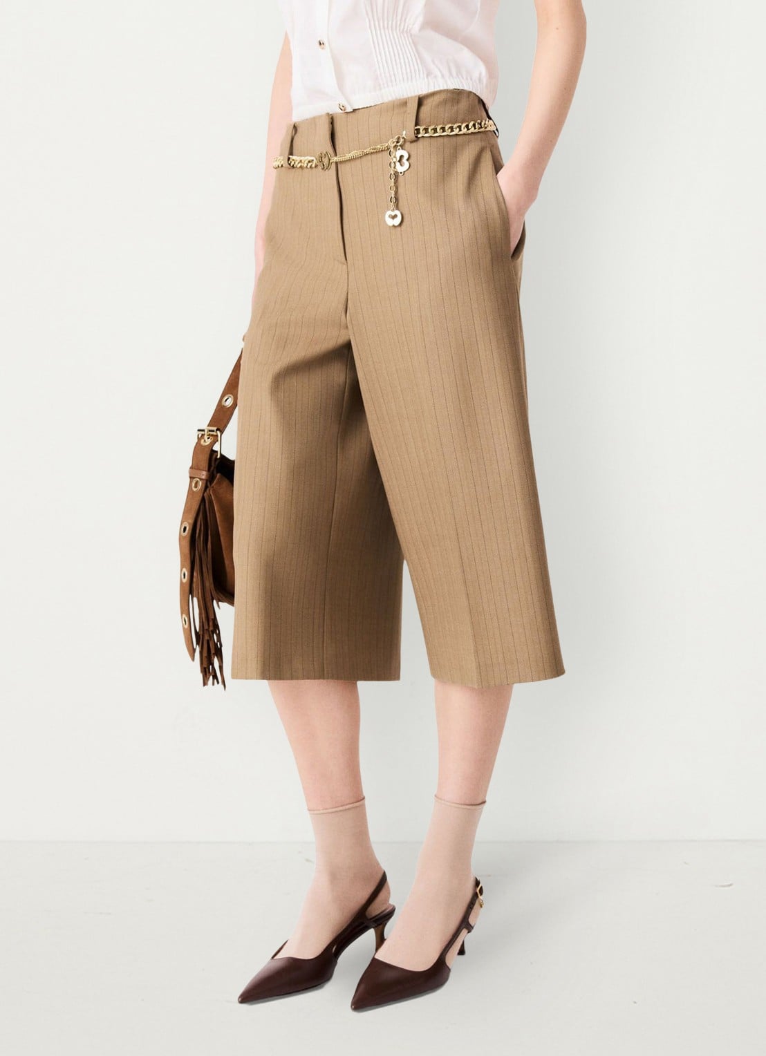 Maje Mid waist wide fit korte broek met streepprint - detail 3 beige / beige