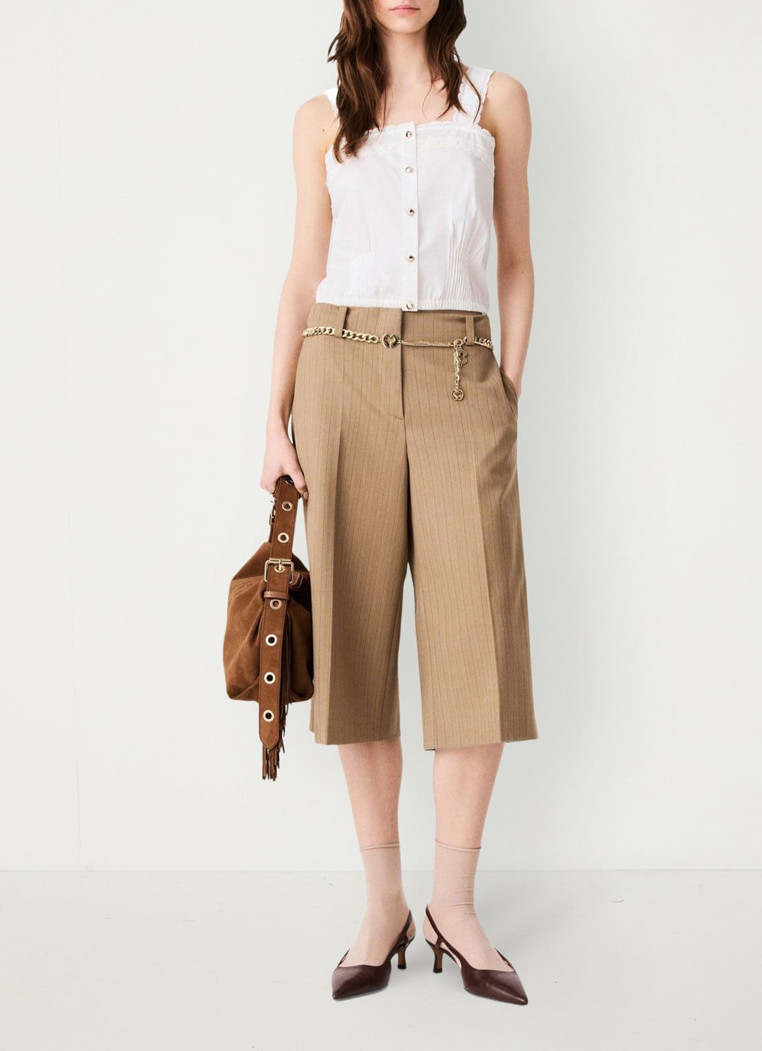 Maje Mid waist wide fit korte broek met streepprint - voorkant 2 beige / beige