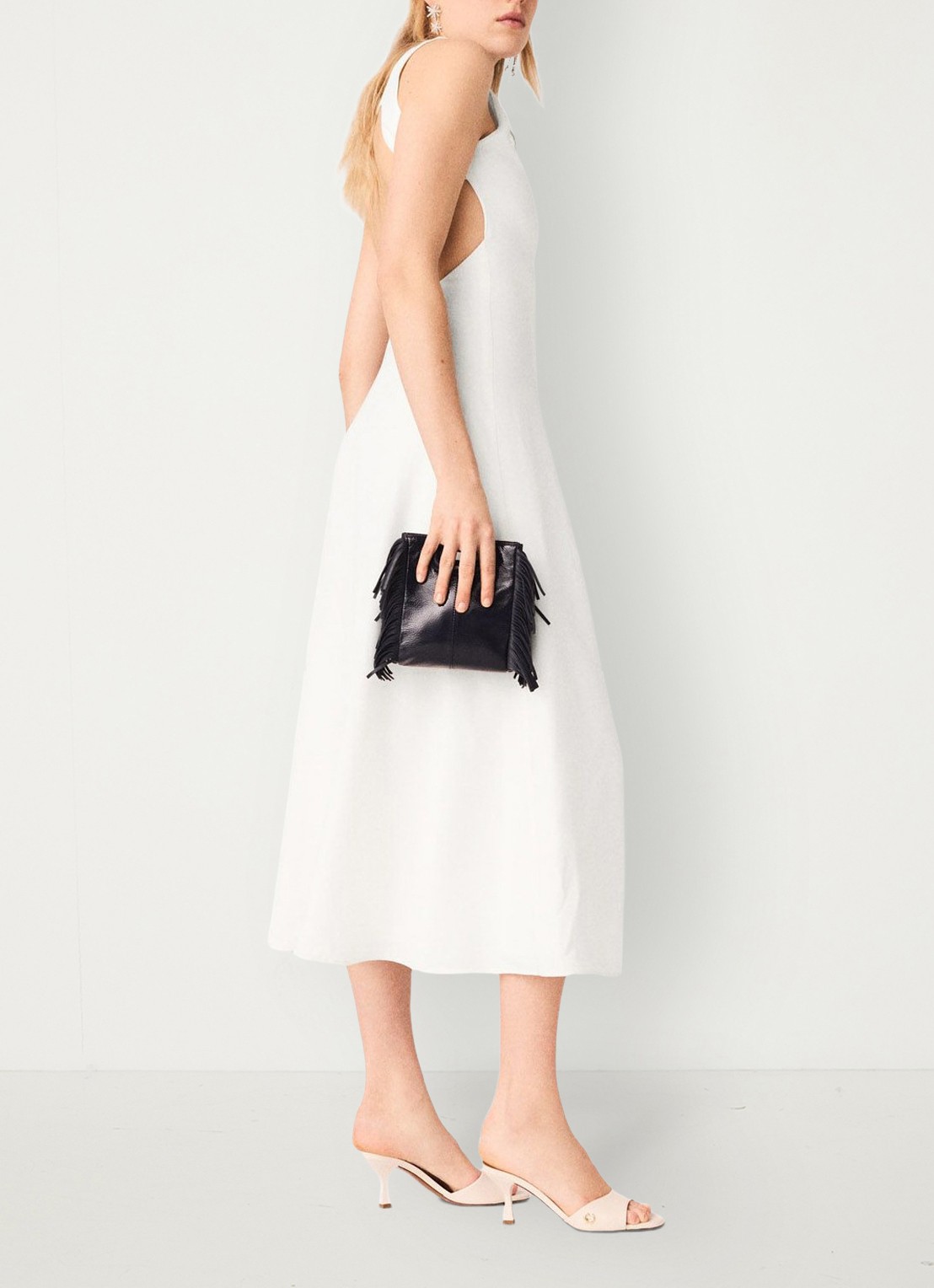 Maje Midi jurk met cut out detail - detail 3 wit