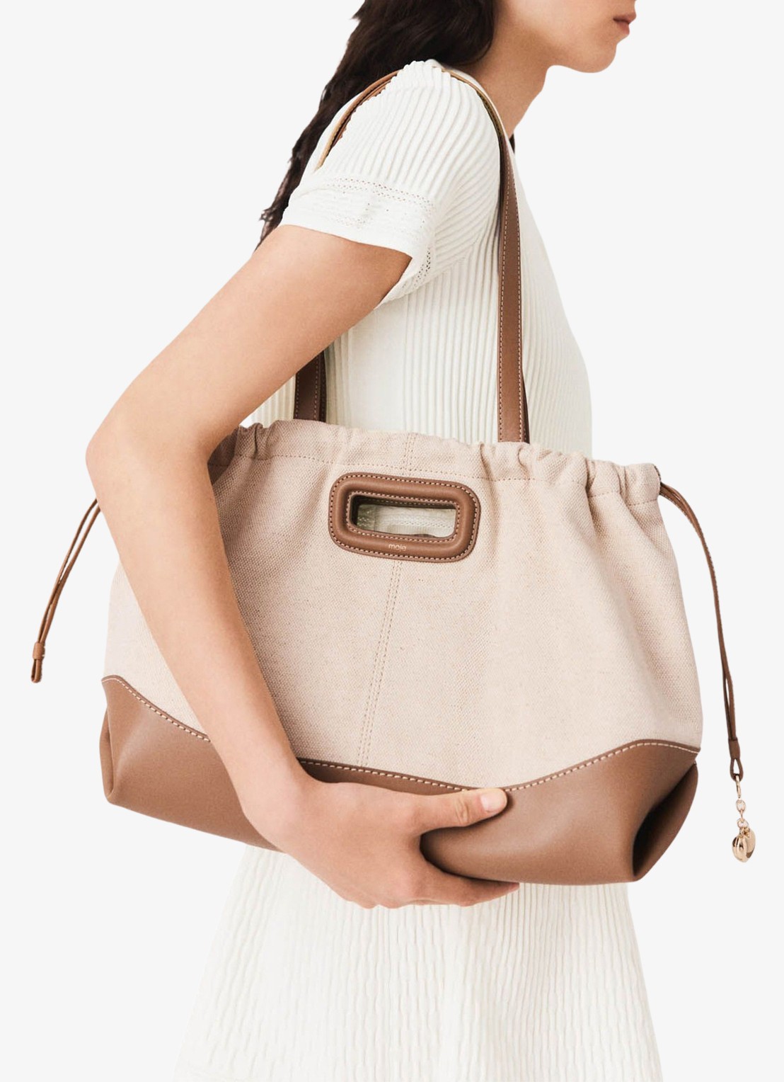 Maje Milpli tote bag van canvas en leer - voorkant 7 moca / wit