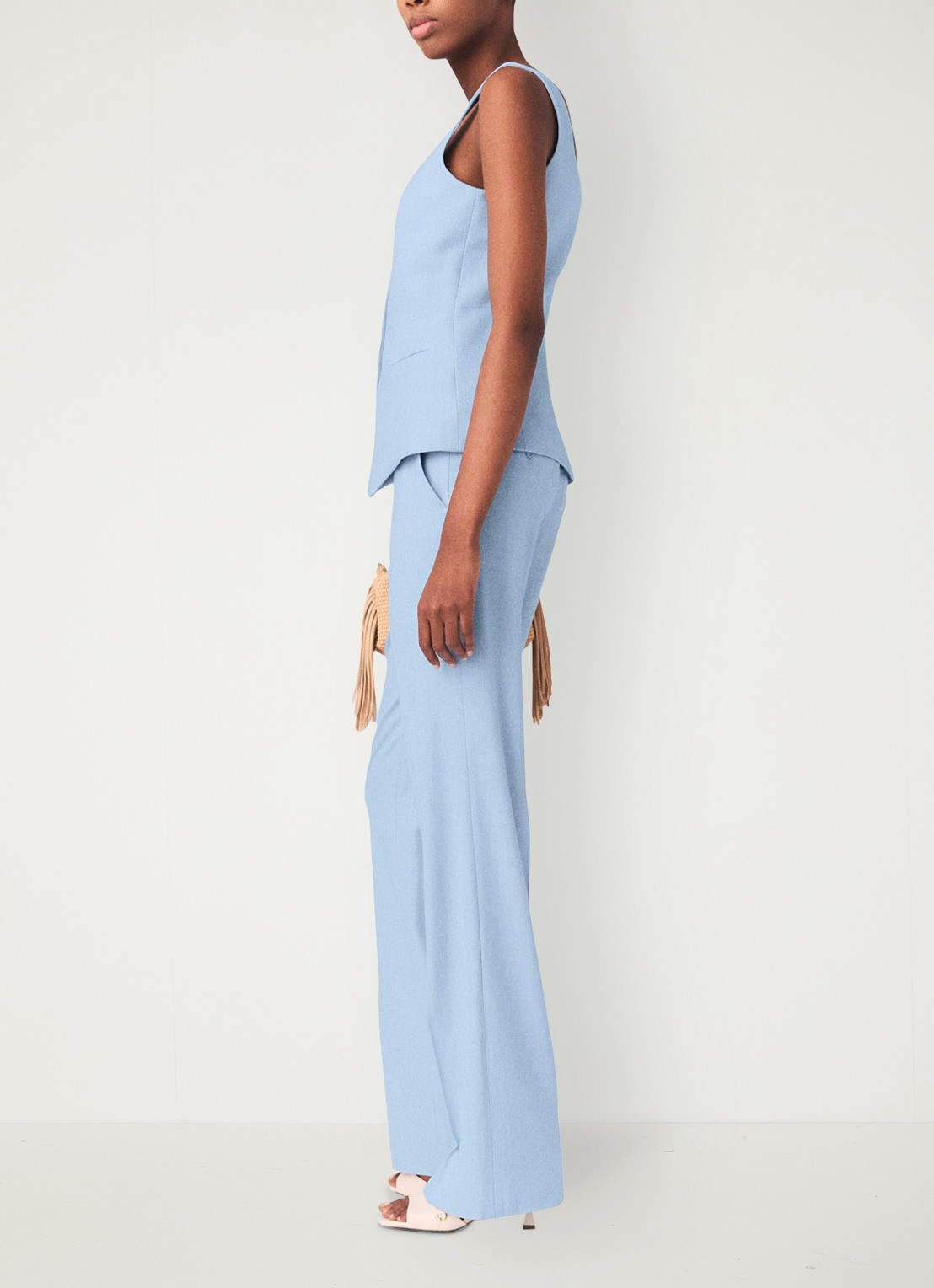 Maje Pigalue pantalon met steekzakken - detail lichtblauw