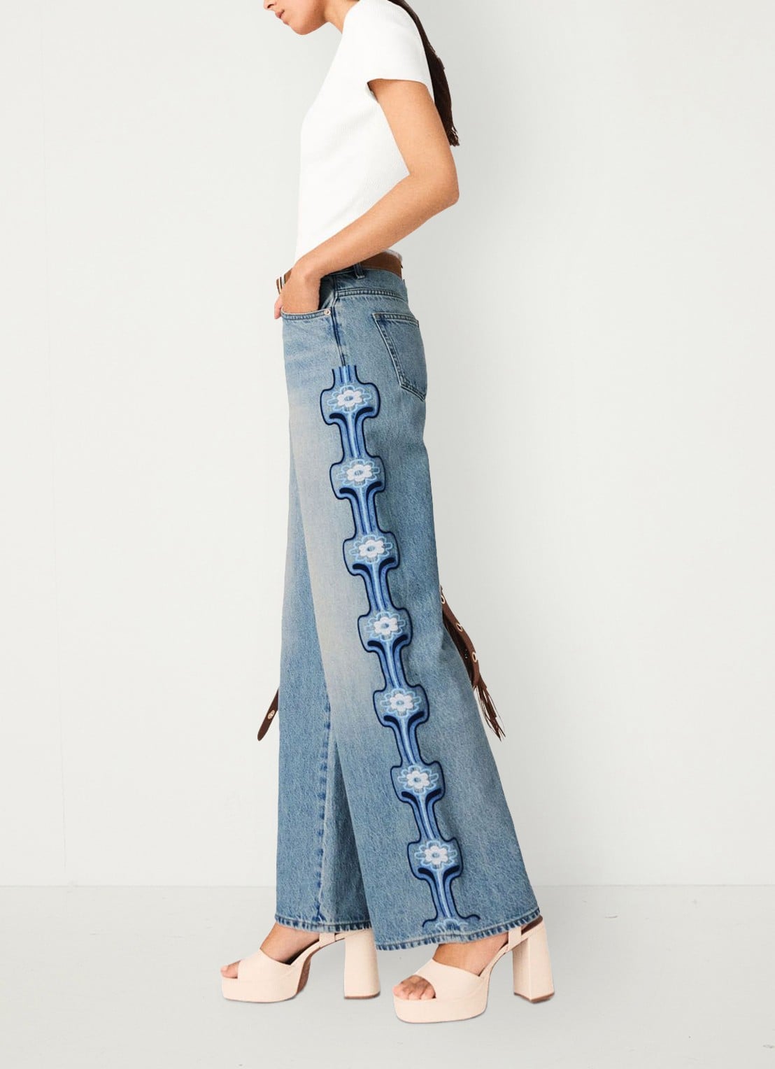 Maje Pintbrode high waist loose fit jeans met broduring - detail 2 indigo