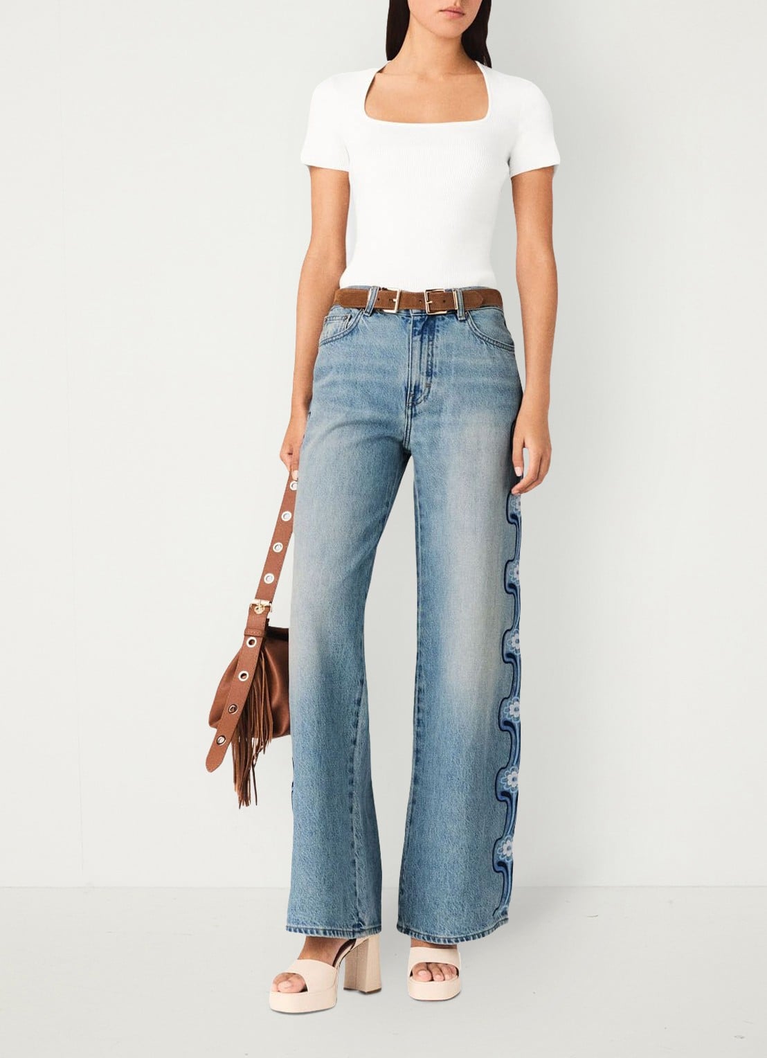 Maje Pintbrode high waist loose fit jeans met broduring - voorkant 7 indigo