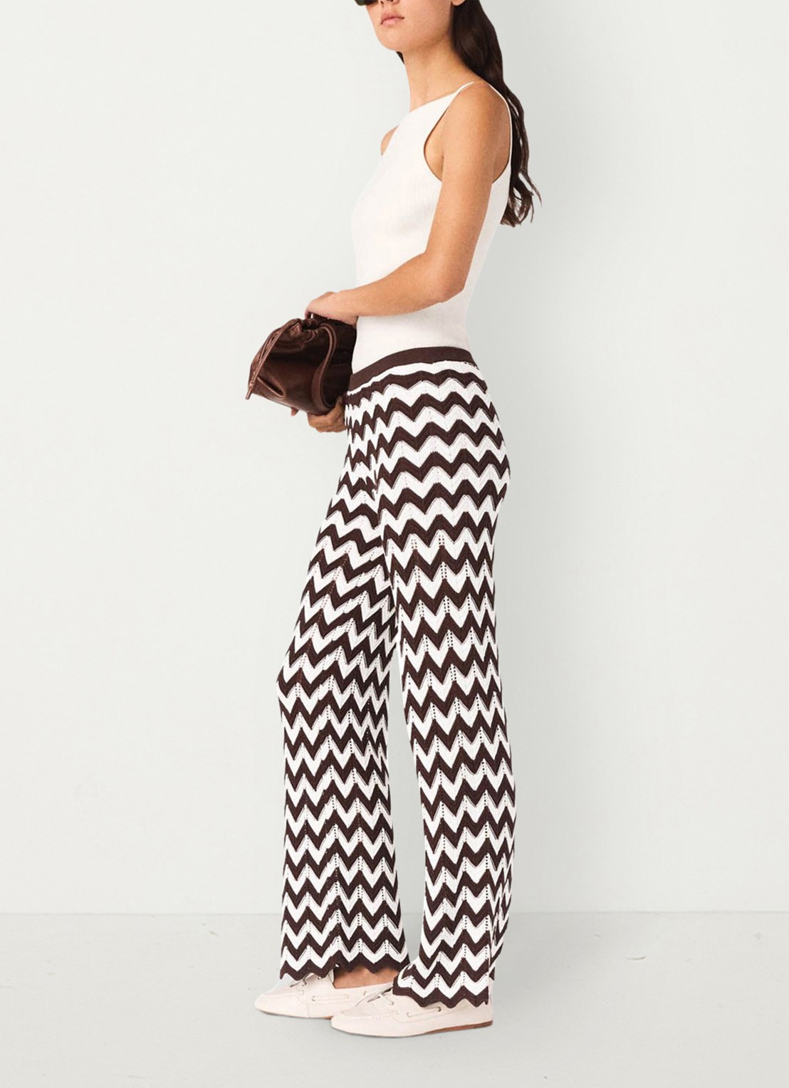 Maje Pirio loose fit broek met grafisch dessin  - detail 5 bruin