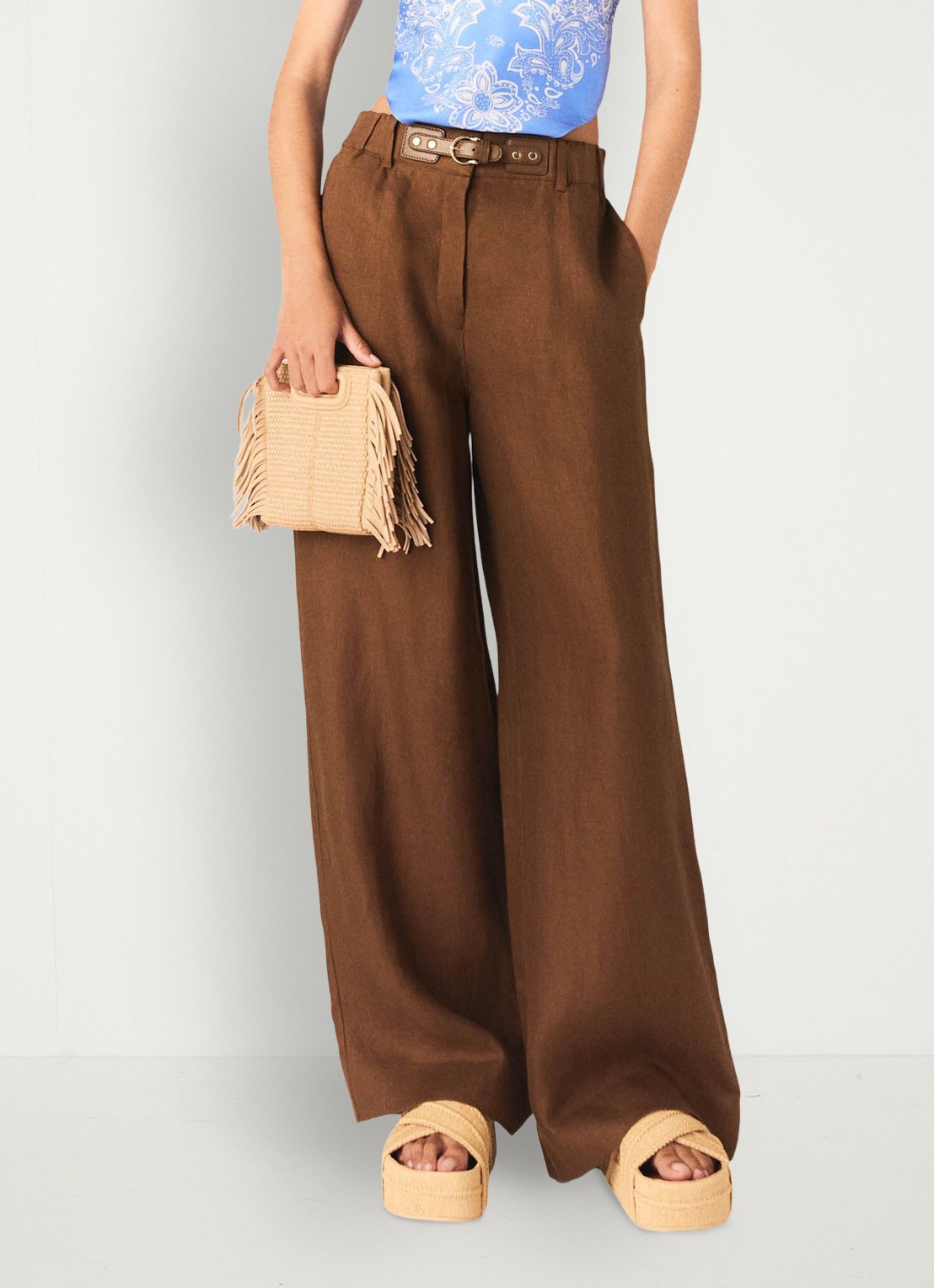 Maje Piumacao high waist loose fit pantalon met ceintuur - detail bruin