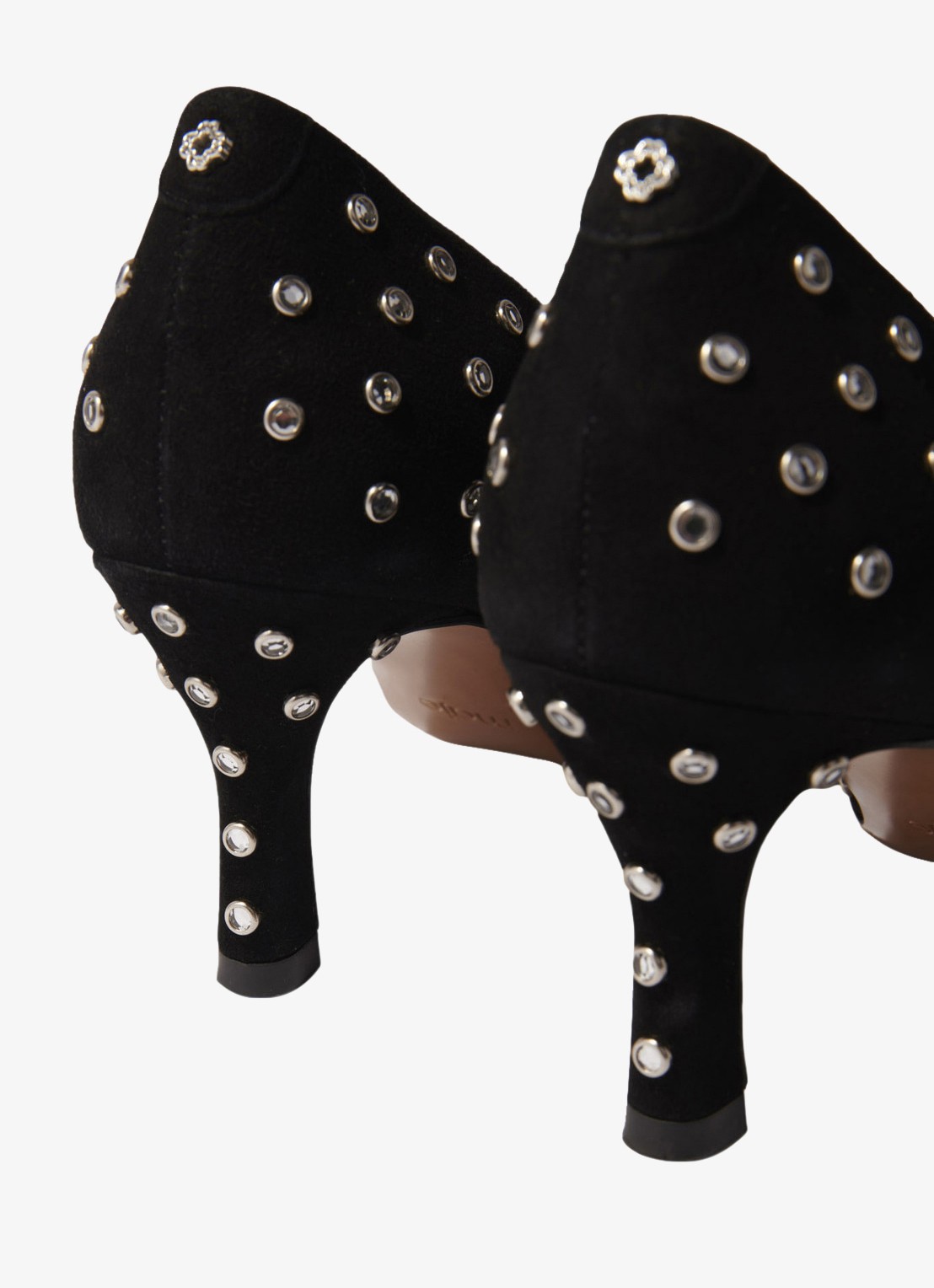 Maje Pump van geitenleer met studs - detail 4 jeans