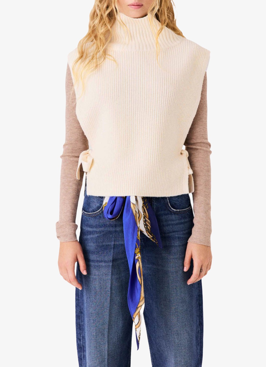 Maje Ribgebreide top in kasjmierblend met col - detail 2 beige